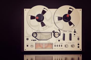 Analog Stereo Open Reel Tape Deck Recorder Vintage For Professional Sound Recording