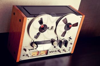 Analog Stereo Open Reel Tape Deck Recorder Vintage For Professional Sound Recording