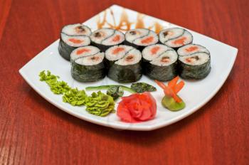 Roll with smoked eel and salmon fish 