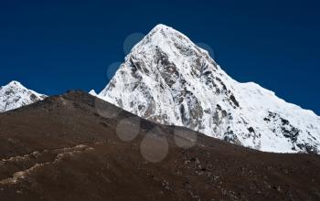 Kala Patthar and pumo ri mountains in Himalayas. Nepal (5100-5200 m)