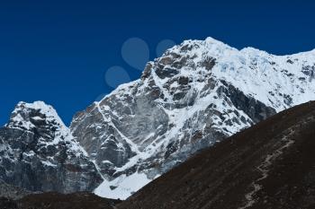 Mountain Peaks not far Gorak shep and Everest base camp