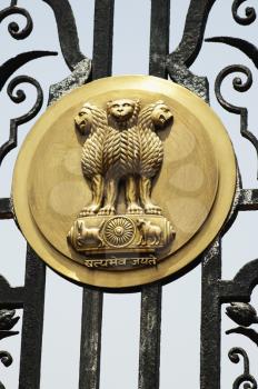 Emblem of Indian on the gate of a government building, Rashtrapati Bhavan, Rajpath, New Delhi, India