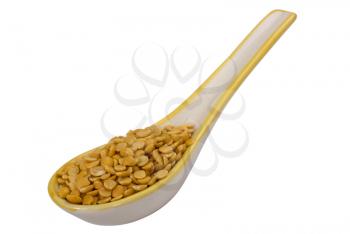 Close-up of pigeon peas in a spoon