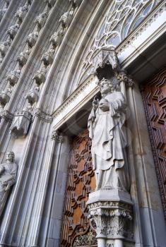Jesus Christ statue at the entrance of Barcelona Cathedral, Cathedral of the Holy Cross and Saint Eulalia