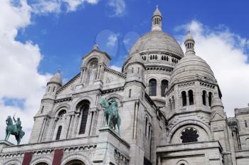 The famous Sacre-Coeur basilica in Paris, France 