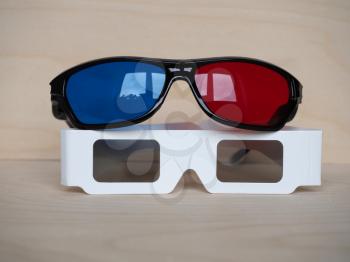 red and blue, and disposable passive paper polarized glasses for 3D movie