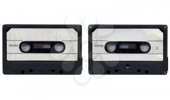 Magnetic tape cassette for analog audio music recording
