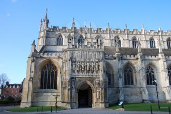 Royalty Free Photo of the Gloucester Cathedral With Sculptures, England