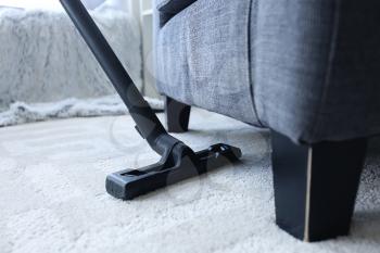 Cleaning of carpet at home�