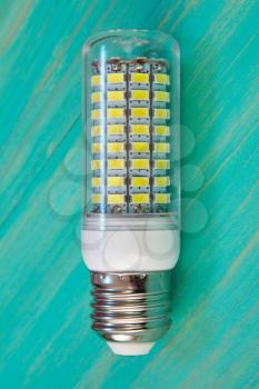 Corn type LED light bulb with E27 base