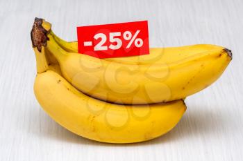 Healthy bananas sale promo, banana bunch with sale tag , 25% off