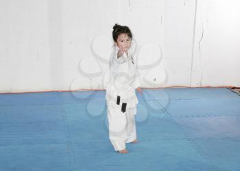 Little girl practice karate 