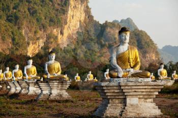 Royalty Free Photo of Buddha Statues