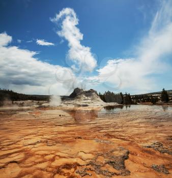 Castle geyser