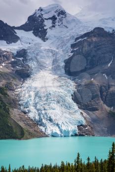 Beautiful Berg lake and Mount Robson in summer season, Canada