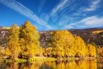 The beautiful lake in Autumn season