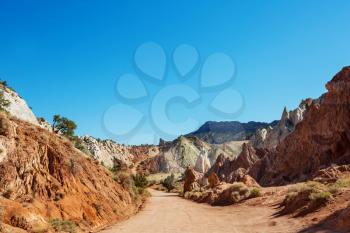 Cottonwood Canyon Road in Grand Staircase Escalante National Park, Utah, USA