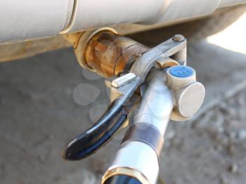 Automatic refueling of the hybrid car by gas by the prosir on autorefuelling