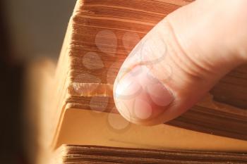 Pages book, macro