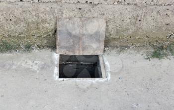 hatch in concrete