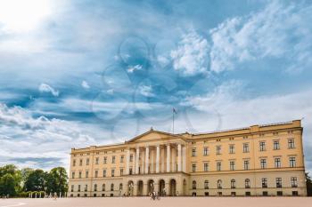 The Royal Palace (Det kongelige slott) in Oslo, the capital of Norway