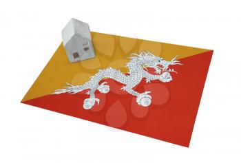 Small house on a flag - Living or migrating to Bhutan