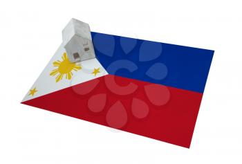 Small house on a flag - Living or migrating to Philippines