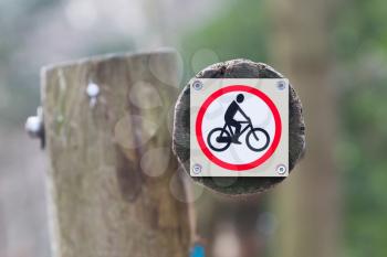 Forbidden to cycle, route through dutch nature