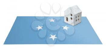Small house on a flag - Living or migrating to Micronesia