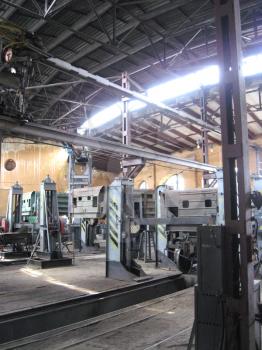 The old machine tool at a repair factory