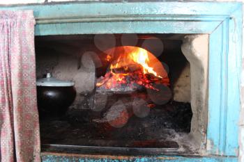 the food cooking in the pig-iron in furnace
