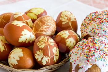 Image of Easter eggs and sugar pie