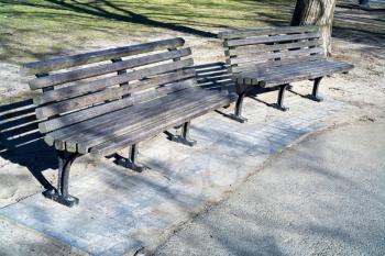garden benches in public garden