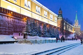 snow in Moscow - Tomb of the Unknown Soldier new Kremlin Wall, Moscow in winter snowing evening