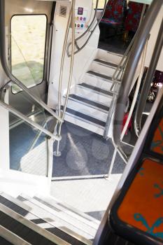 steps in double-decker french train