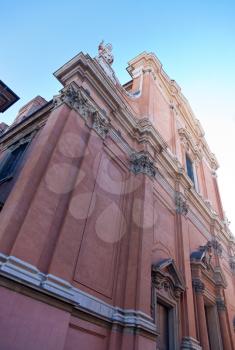 side view of facade of Saint Peter Cathedral in Bologna, Italy