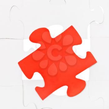 red puzzle piece on free space in layer connected puzzles