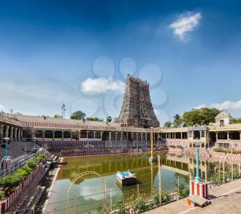 Sri Meenakshi Temple water tank, Madurai, Tamil Nadu, India
