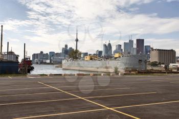 Daytime Photos of Toronto Ontario buildings downtown ship yard
