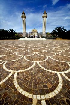 bourguiba's gold mausoleum in monastir,tunisia