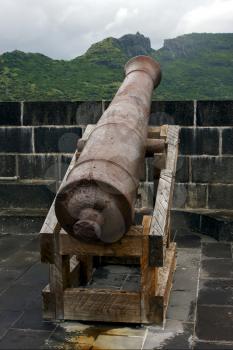 the fortification and a cannon in fort adelaide mauritius