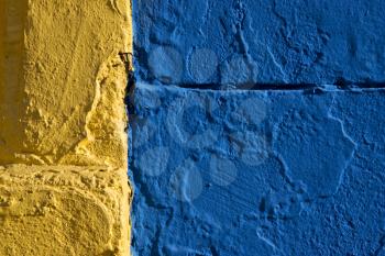colored wall yellow and blue in la boca buenos aires argentina