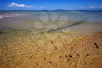  beach and the water in nosy mamoko madagascar