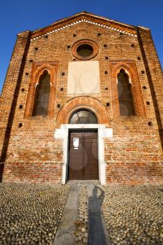  church  in  the   parabiago closed brick tower sidewalk italy  lombardy     old