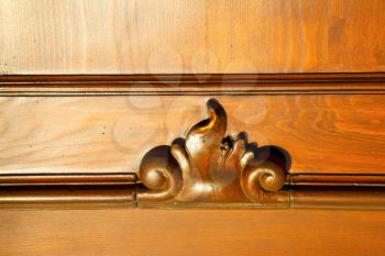  abstract  house door    in italy   lombardy   column  the milano old          closed nail rusty