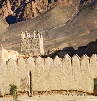 hill africa in morocco the old contruction       and   historical village