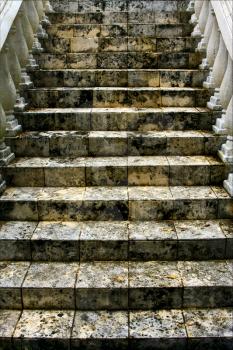 stairs step and column marble   gran bahama bahamas