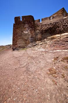 hill lanzarote  spain the old wall castle  tower and door  in teguise arrecife
