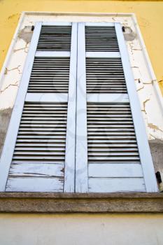 besnate window  varese italy abstract      wood venetian blind in the concrete  brick

