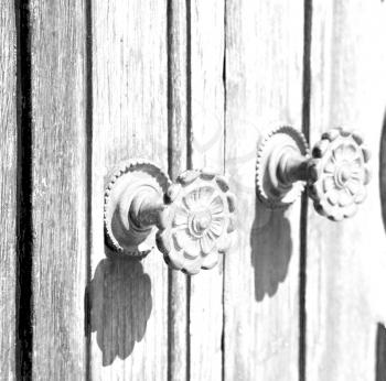 door in italy old ancian wood and traditional               texture nail